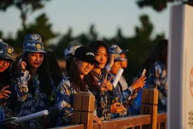 一堂受大学生欢迎的国防教育课什么样图片