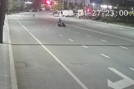 原地转圈、翘车头炫技？成都交警：行拘5日图片