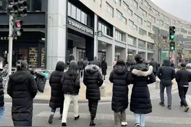 羽绒服普遍涨价！割降温“韭菜”还是进价真高？图片