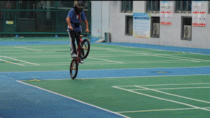 “10后”小孩哥，冠军，冠军，又是冠军！图片