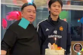 疯狂小杨哥现身王晶70岁生日会，二人此前曾计划拍喜剧电影图片
