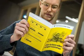 能量棒、碘片、罐装食品，北欧多国发布战争生存手册图片