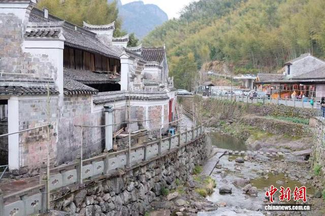（走进中国乡村）浙东千年古村棲霞坑的“诗路”新生