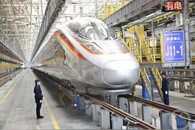 重庆地区首次配属！“升舱”的复兴号智能动车组相当巴适图片