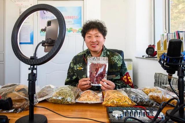 历经8个月，大兴安岭“看火人”终于下塔了！