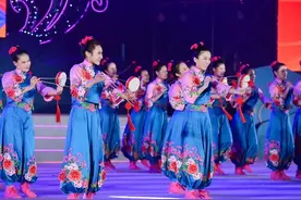 长江边的非遗守艺人④丨邓媛媛：让凤阳花鼓焕发时代新姿图片