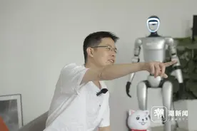 宇树科技王兴兴：带着机器人“破圈”的硬核青年图片