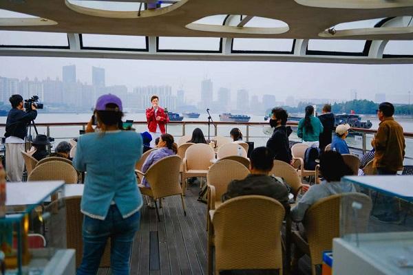 演唱会联动城市地标，上海文旅解锁“留客”新玩法