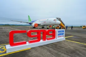 中国商飞ARJ21和C919飞机开启东南亚演示飞行图片