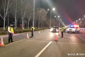 切勿心存侥幸！聊城高新区交警持续严查酒醉驾违法图片