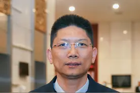 这届年轻人“不敢看体检报告”？全国人大代表这样建议｜两会民生热词图片