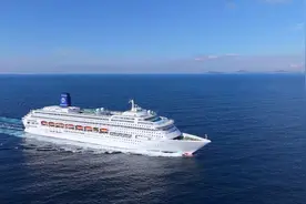 “鼓浪屿”号深圳启航，将以深圳为母港运营4个航次图片