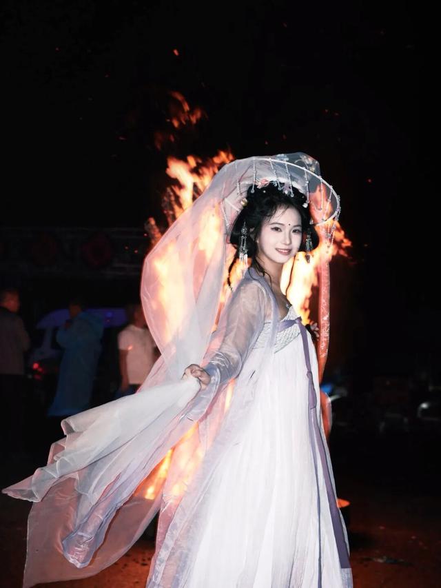 宣恩诺西村：传统土家婚俗绘浪漫