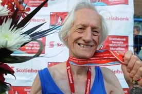 70岁高龄3小时跑完全马，研究显示年长的运动员可能掌握延缓衰老的秘诀图片