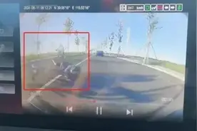 男童骑行摔倒被碾压身亡，涉事司机辩护律师称从三方面进行无罪辩护图片