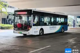海口美兰机场新能源摆渡车焕新，解锁大空间舒适出行！图片