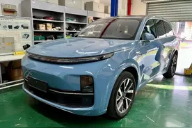 常信院产教融合新突破，理想L8实车入驻实训基地2024-11-14 14:07图片