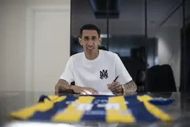 迪马利亚重返故乡球队罗萨里奥中央图片