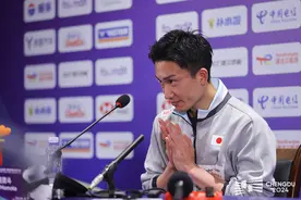 从汤杯开始在汤杯结束，桃田贤斗职业生涯正式道别图片