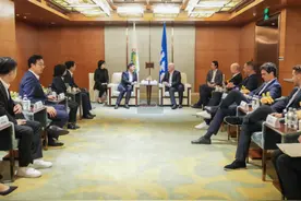 国际足联主席对中国足协领导说：希望深化合作，帮助中国足球发展图片