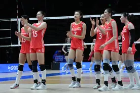 世界女排联赛（中国北京站）：中国队胜比利时队图片