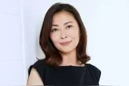 日本著名演员、歌手中山美穗意外身亡，中日影迷追思“藤井树”图片