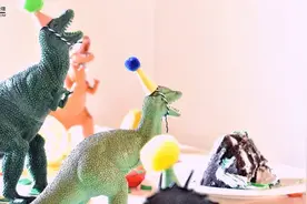 Labubu捧出首富，Labubu怎么就成了顶流，它凭啥如此火爆？图片