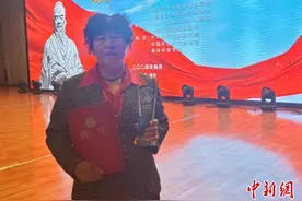 “治沙劳模”殷玉珍获第二届“贾思勰农业奖”杰出贡献奖图片