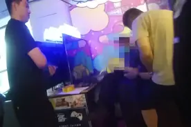 西城警方抓获5名犯罪嫌疑人！侵权游戏机如何摆进了大商场？图片