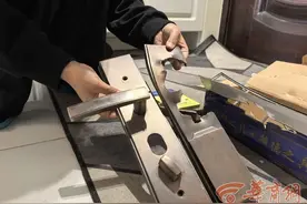 开锁套路|上门开锁却成了换锁 千元费用引消费者质疑图片