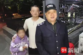 暖心！小学生乘公交坐过站，公交司机开私家车送她回家图片