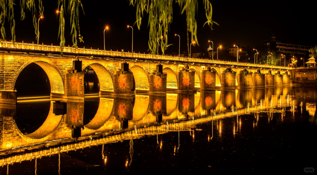 在江西，拾得江南的半阙秋声