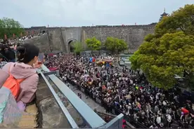 176.8万人！有你吗？图片