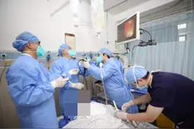 八旬老太肺部“发霉”！支气管镜介入助她畅快呼吸图片