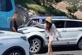 青岛逆行打人女司机“在家拘留”？当地警方：已被正式拘留，并不在家图片