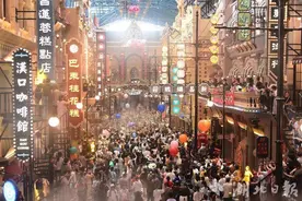 背《离骚》赢免门票 三峡千古情景区推开学季活动图片