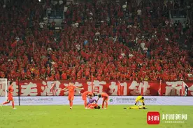 国足李帅紧急送医后初次发声：“已经好多了”图片