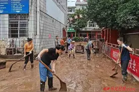 统筹抓好防汛抗灾和灾后重建 | “汛”速出击，怀运集团为安全护航图片