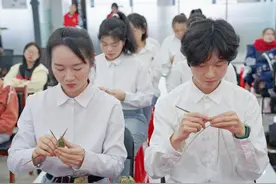 湖南女子学院举办校园“非遗”文化交流分享会图片