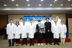 蓝媒热评丨知名歌手在杭州“换命”成功 浙江医疗靠什么开了挂？图片