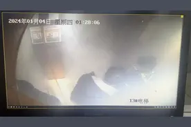 拘12天！北京一住户带电动车电池回家存放，爆炸起火，现场浓烟滚滚图片