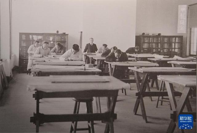 时光相册丨从中国第一批本科生毕业、第一张大学毕业文凭……看百卅天大的“第一”印记