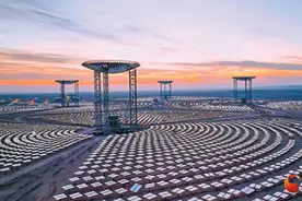 玉门：“风光”点亮“绿色经济”图片