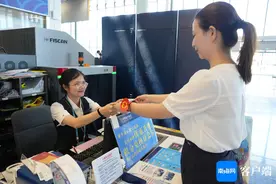 海口美兰机场推出接力式服务 助力特殊旅客出行无忧图片