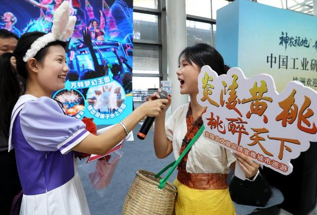 株洲文旅闪现黄花机场，制造名城圈粉海内外旅客
