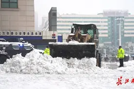汉口火车站：站内热水、空调24小时不间断图片