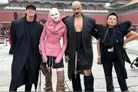 美国知名设计师因着装问题被劝离故宫？不管是谁，尊重场所管理规定是常识图片