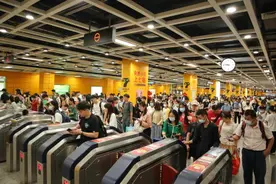 好消息！地铁广州南站4日5日末班车延至次日凌晨2时图片