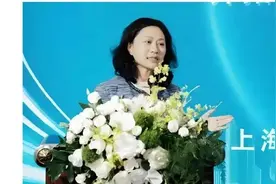 两会“金点子”：关于优化上海火车站与地铁人行通道的建议｜小信跑两会图片