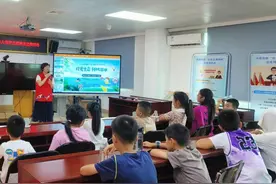 实操演示！坪地街道中心社区开展防溺水宣传教育图片